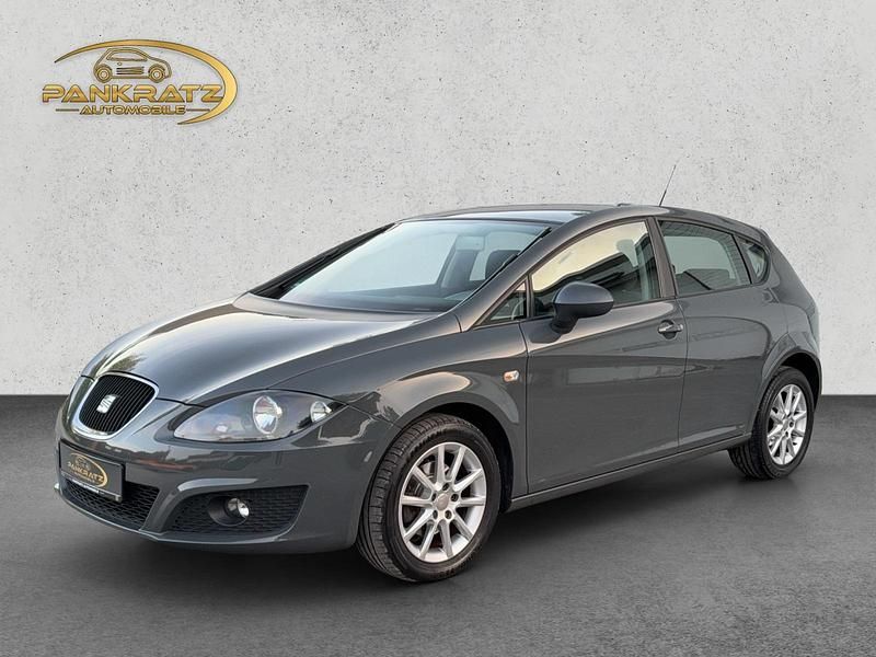 Grau Gebraucht 2010 Seat Leon Limousine | 4.999 € (Fairer Preis) - Bild 1/4