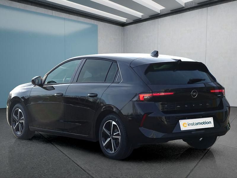 Gebraucht Opel Astra Edition 145 PS (106 kW) 2026 Schwarz Limousine
