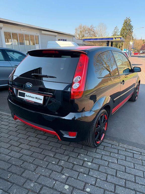 Gebraucht Ford Fiesta 69 PS (50 kW) 2007 Schwarz Kleinwagen