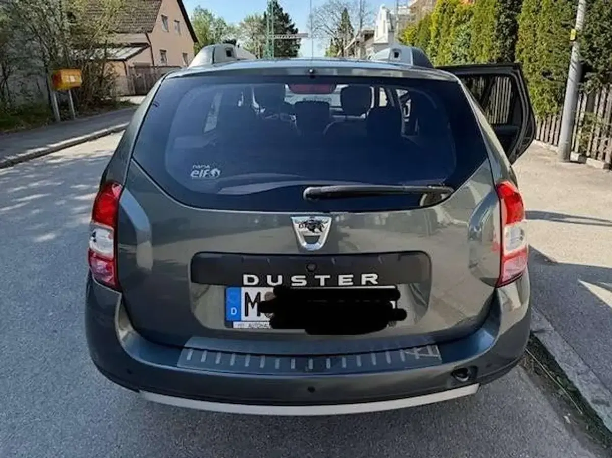 Używany Dacia Duster 114 KM (83 kW) 2017 Szary SUV