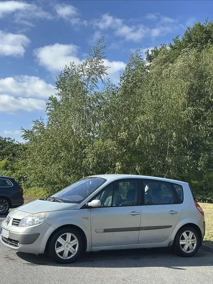 Gebraucht Renault Mégane II Dynamique 135 PS (99 kW) 2005 Limousine