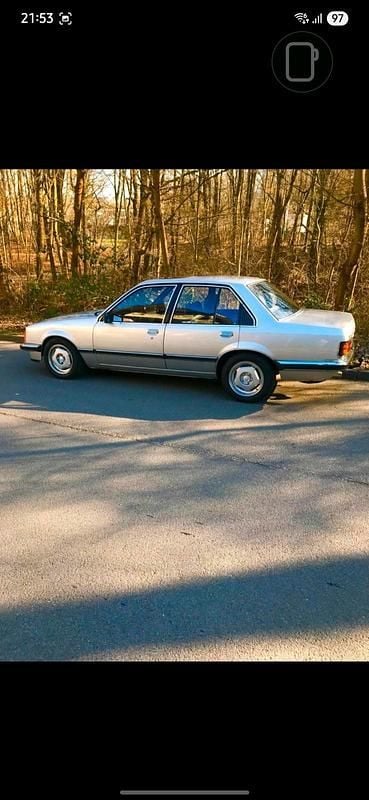 Gebraucht Opel Commodore S 115 PS (84 kW) 1982 Silber Limousine