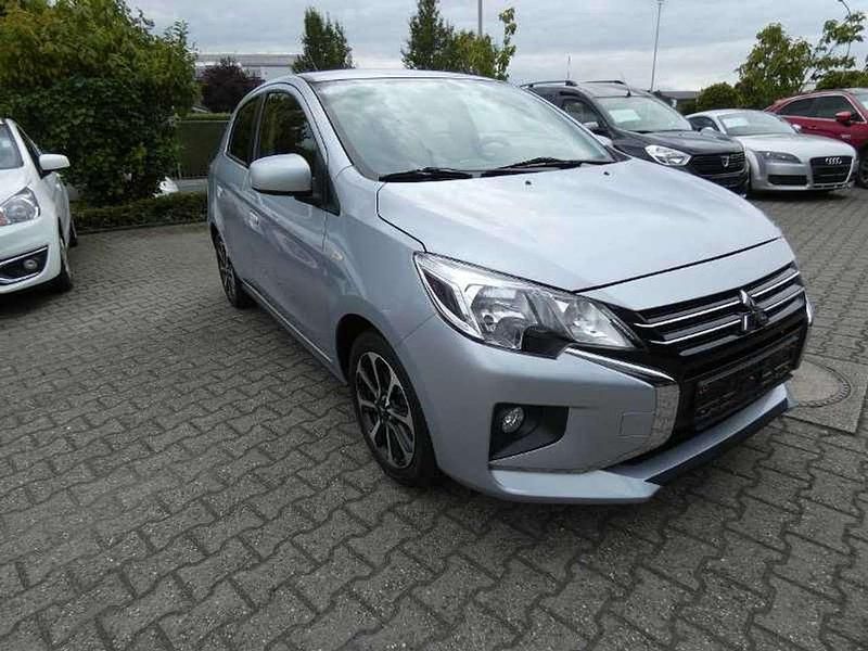 Coolsilber Gebraucht 2021 Mitsubishi Space Star Spirit+ Limousine | 9.450 € (Fairer Preis) - Bild 1/4