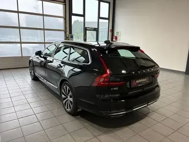 Gebraucht Volvo V90 Core 398 PS (292 kW) 2022 Schwarz Kombi
