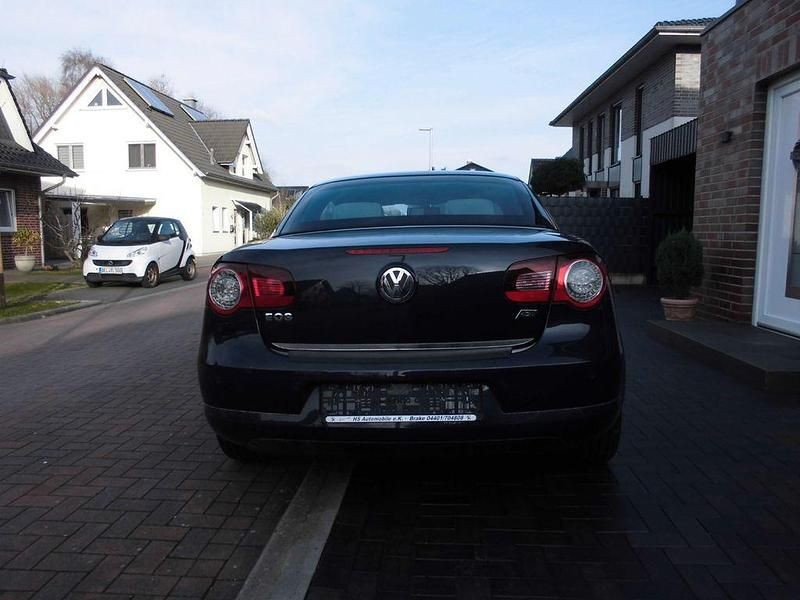 Gebraucht VW Eos 160 PS (117 kW) 2008 Blau Cabrio