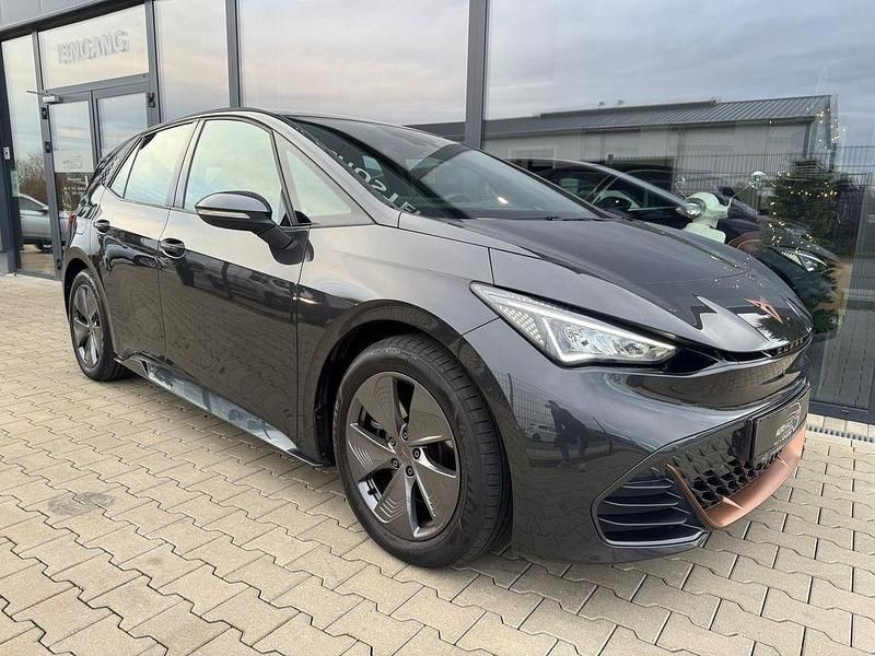 Gebraucht Cupra Born 150 kW (204 PS) 2022 Quasargrau Kleinwagen