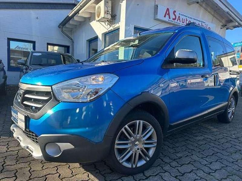 Blau sky Gebraucht 2015 Dacia Dokker Stepway Van / Kleinbus | 8.949 € (Fairer Preis) - Bild 1/4