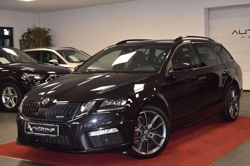 Schwarzmagic perleffekt Gebraucht 2020 Skoda Octavia RS Kombi | 21.499 € (Fairer Preis) - Bild 1/4