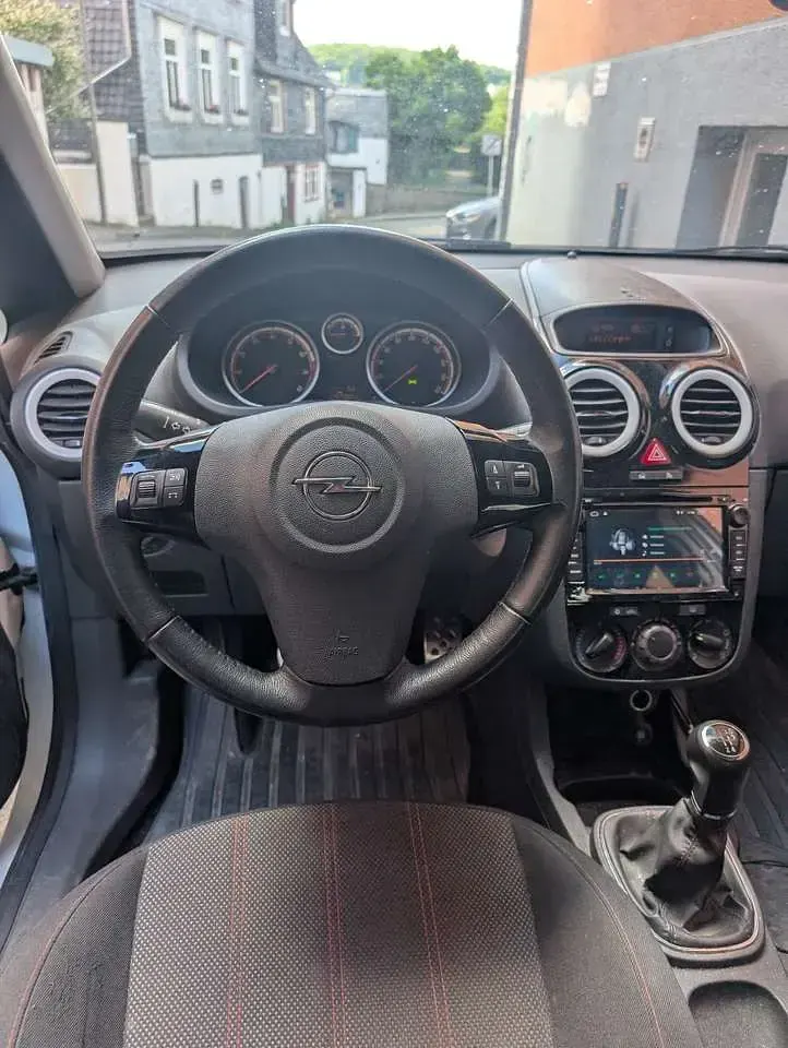 Gebraucht Opel Corsa Sport 90 PS (66 kW) 2009 Kleinwagen