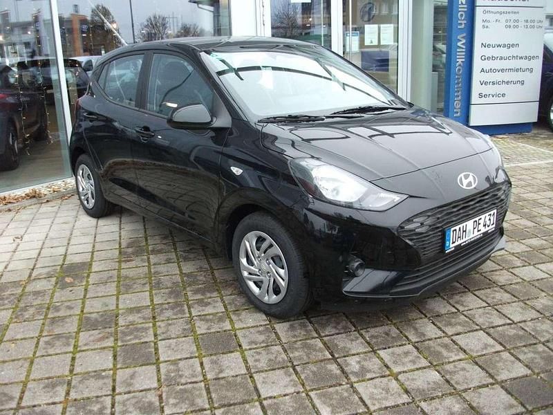 Gebraucht Hyundai i10 Select 63 PS (46 kW) 2025 Phantom black mineraleffekt Kleinwagen