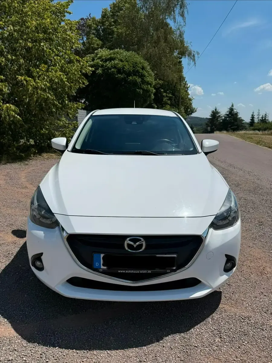 Gebraucht Mazda 2 105 PS (77 kW) 2017 Weiß Kleinwagen