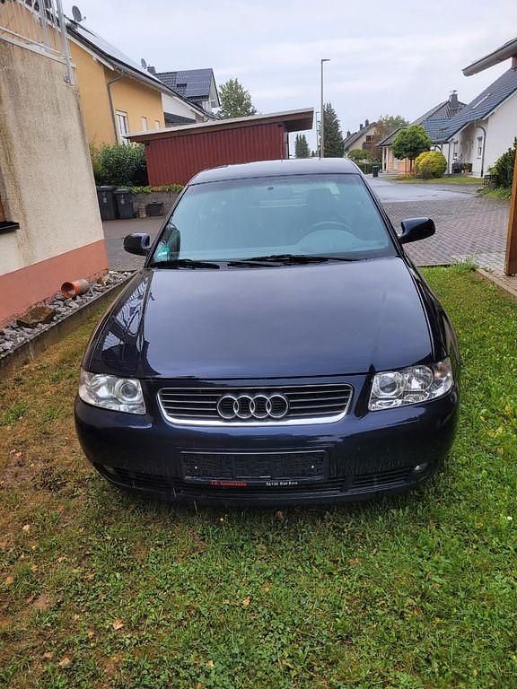 Blau Gebraucht 2003 Audi A3 Limousine | 1.500 € (Superpreis) - Bild 1/4