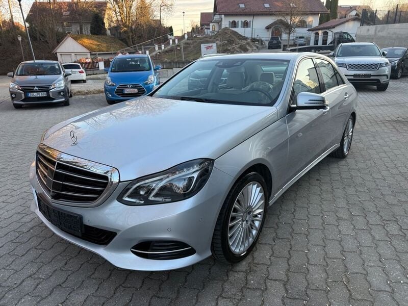 Gebraucht Mercedes E300 231 PS (169 kW) 2013 Silber Limousine