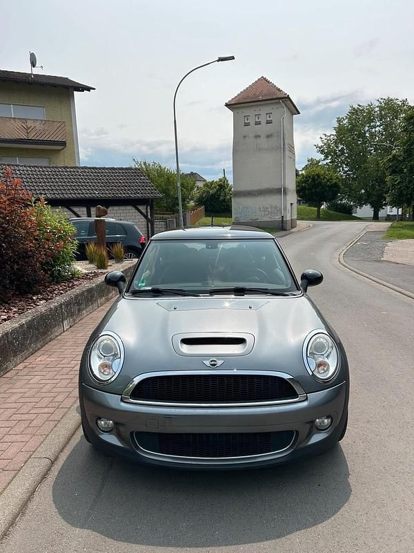 Gebraucht Mini Cooper S 174 PS (127 kW) 2009 Silber Kleinwagen