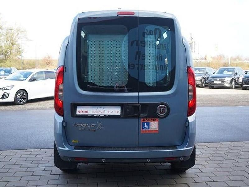 Gebraucht Fiat Doblò 120 PS (88 kW) 2017 Blau Van / Kleinbus
