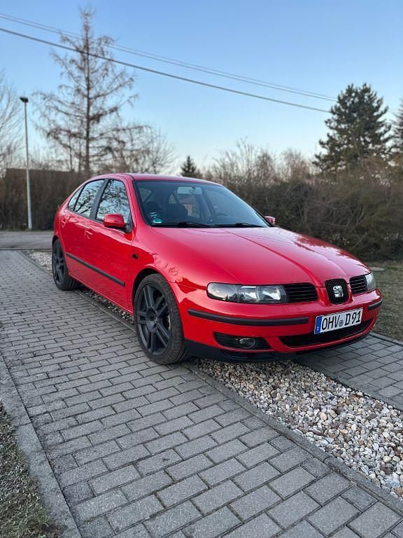 Gebraucht Seat Leon 180 PS (132 kW) 2001 Rot Kleinwagen