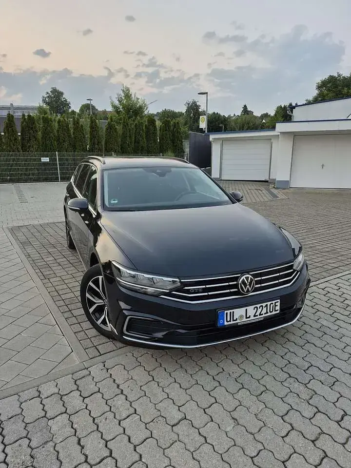 Gebraucht VW Passat GTE 218 PS (160 kW) 2021 Schwarz Kombi