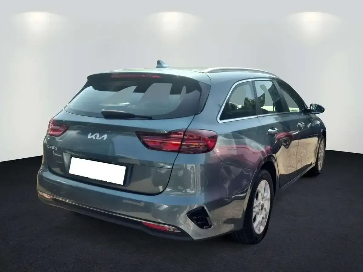 Neu Kia Ceed Sportswagon Vision 140 PS (102 kW) 2025 (wd) casa white s Kombi