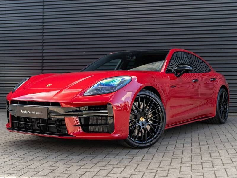 Karminrot Gebraucht 2025 Porsche Panamera 4S Limousine | 149.890 € - Bild 1/4