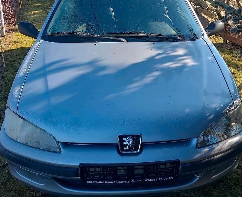Gebraucht Peugeot 106 60 PS (44 kW) 1996 Silber Kleinwagen