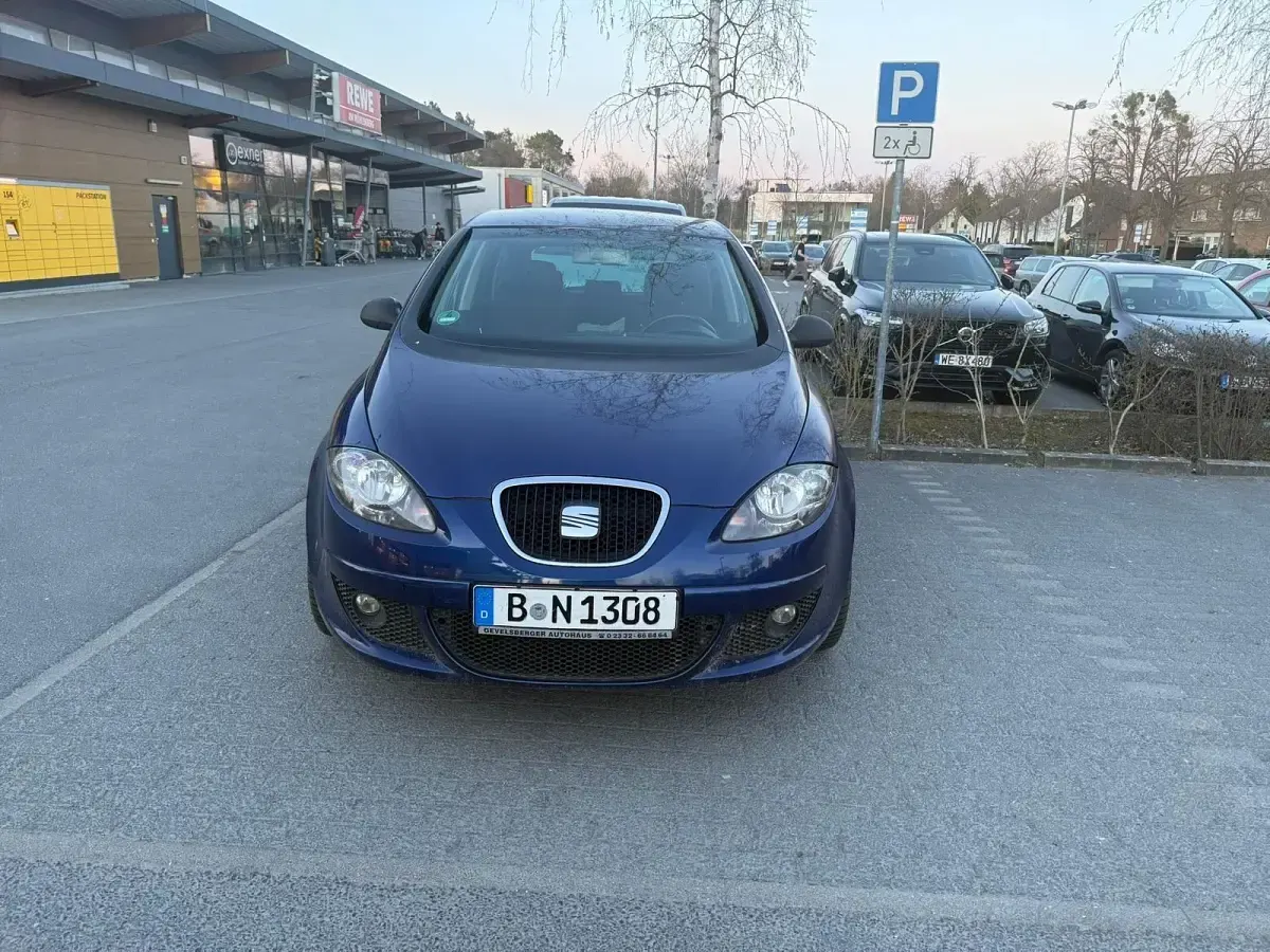Gebraucht Seat Altea 140 PS (102 kW) 2007 Blau Limousine