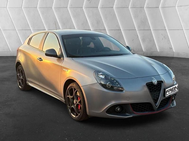 Gebraucht Alfa Romeo Giulietta Super 170 PS (125 kW) 2017 Grau Kleinwagen