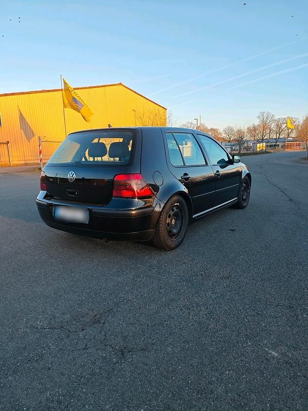 Gebraucht VW Golf IV 140 PS (102 kW) 2002 Schwarz Kleinwagen
