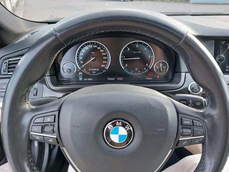 Gebraucht BMW 525 218 PS (160 kW) 2013 Grau Kombi