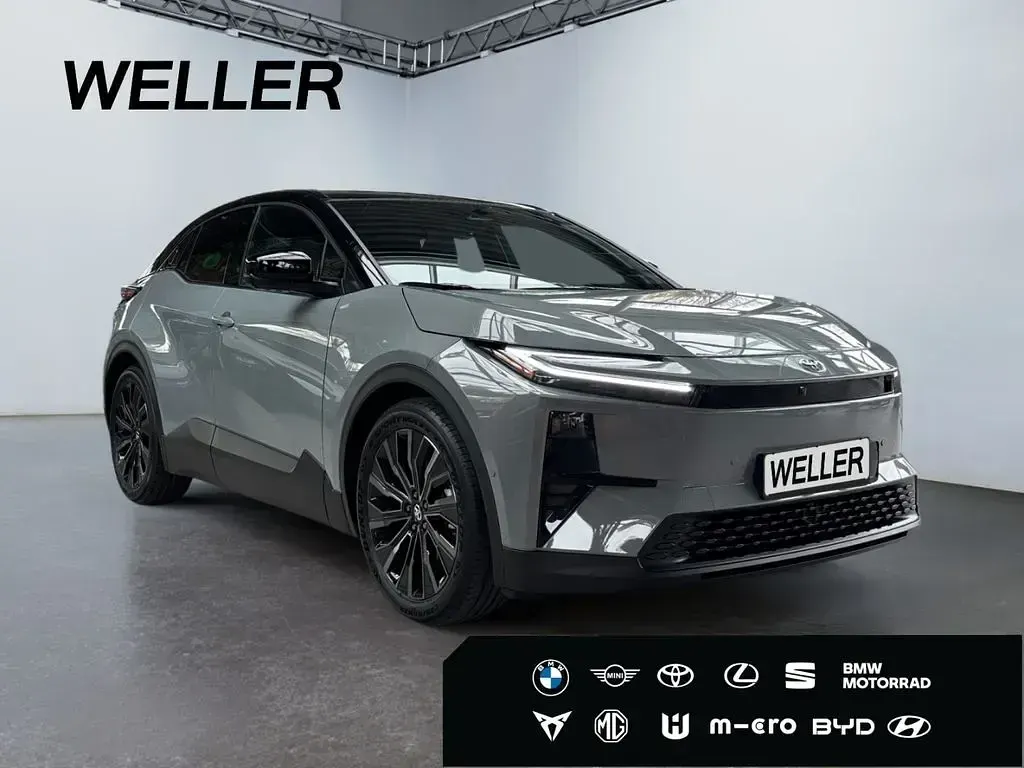 Neu Toyota C-HR+ Lounge 252 kW (343 PS) 2026 1h5)/ attitude black mc. (218) (grau SUV