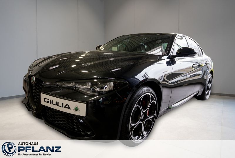 Schwarz Gebraucht 2024 Alfa Romeo Giulia Veloce Limousine | 49.890 € (Teuer) - Bild 1/4