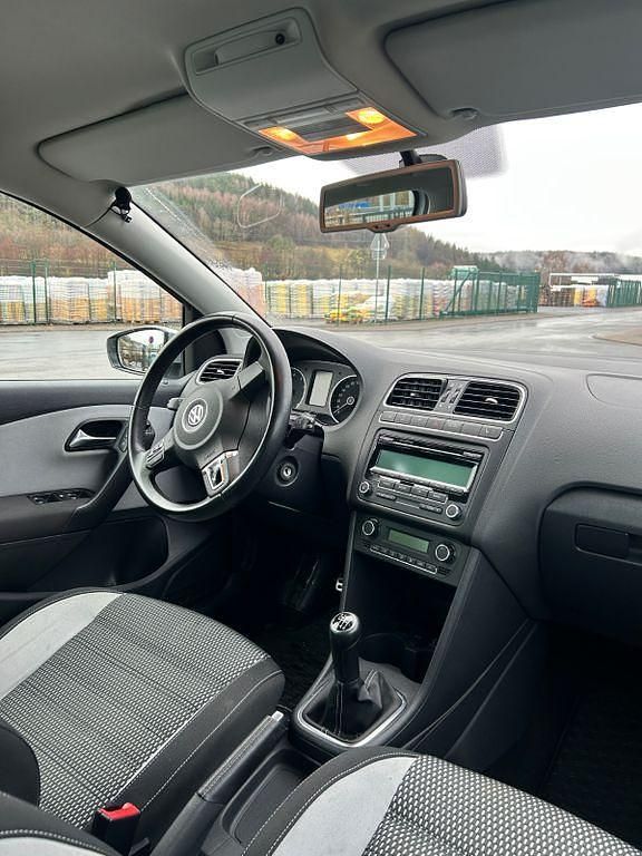 Gebraucht VW Polo Cross 105 PS (77 kW) 2010 Silber Kleinwagen