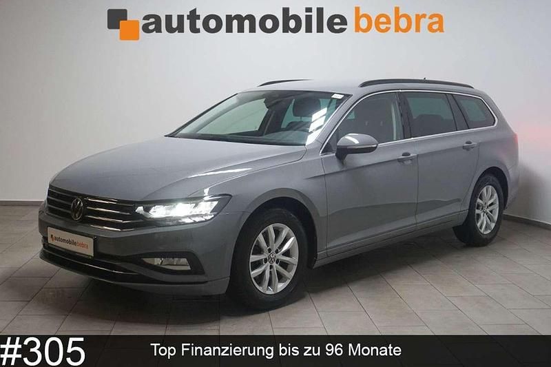 Mondsteingrau Gebraucht 2023 VW Passat Business Kombi | 22.990 € (Guter Preis) - Bild 1/4
