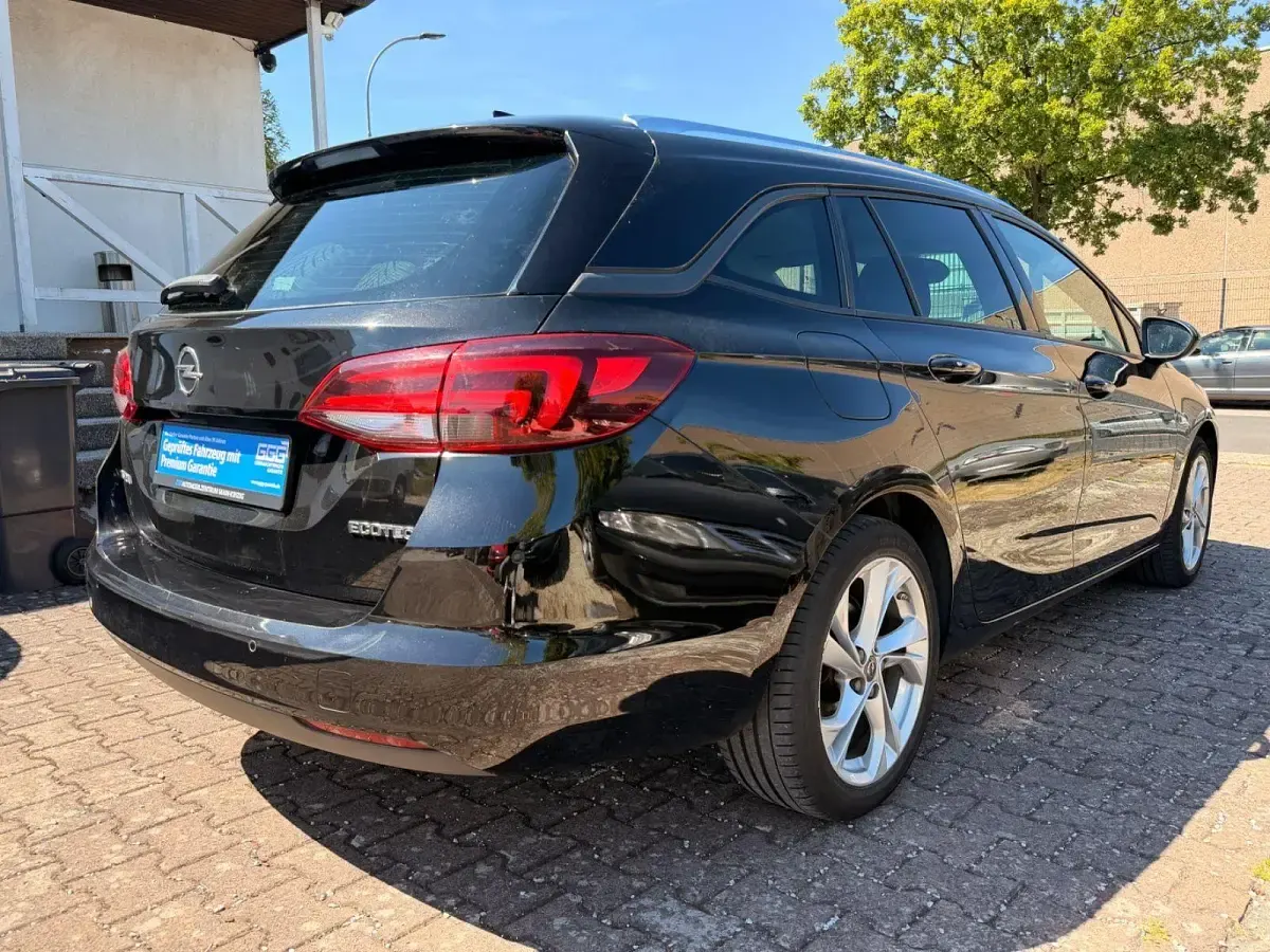 Gebraucht Opel Astra Sport 105 PS (77 kW) 2017 Schwarz Kombi