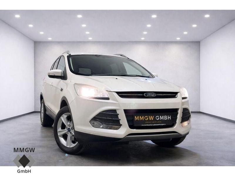 Gebraucht Ford Kuga SYNC Edition 150 PS (110 kW) 2015 White platinum SUV