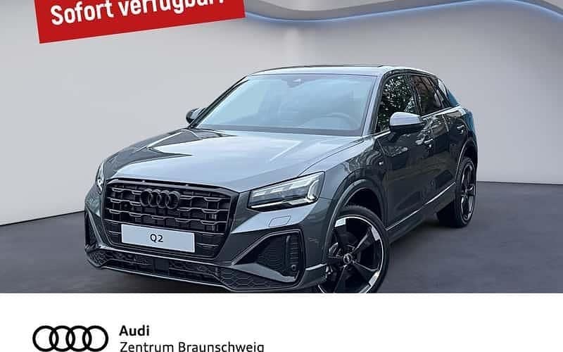 Schwarz Neu 2025 Audi Q2 S-Line SUV | 38.990 € (Fairer Preis) - Bild 1/4
