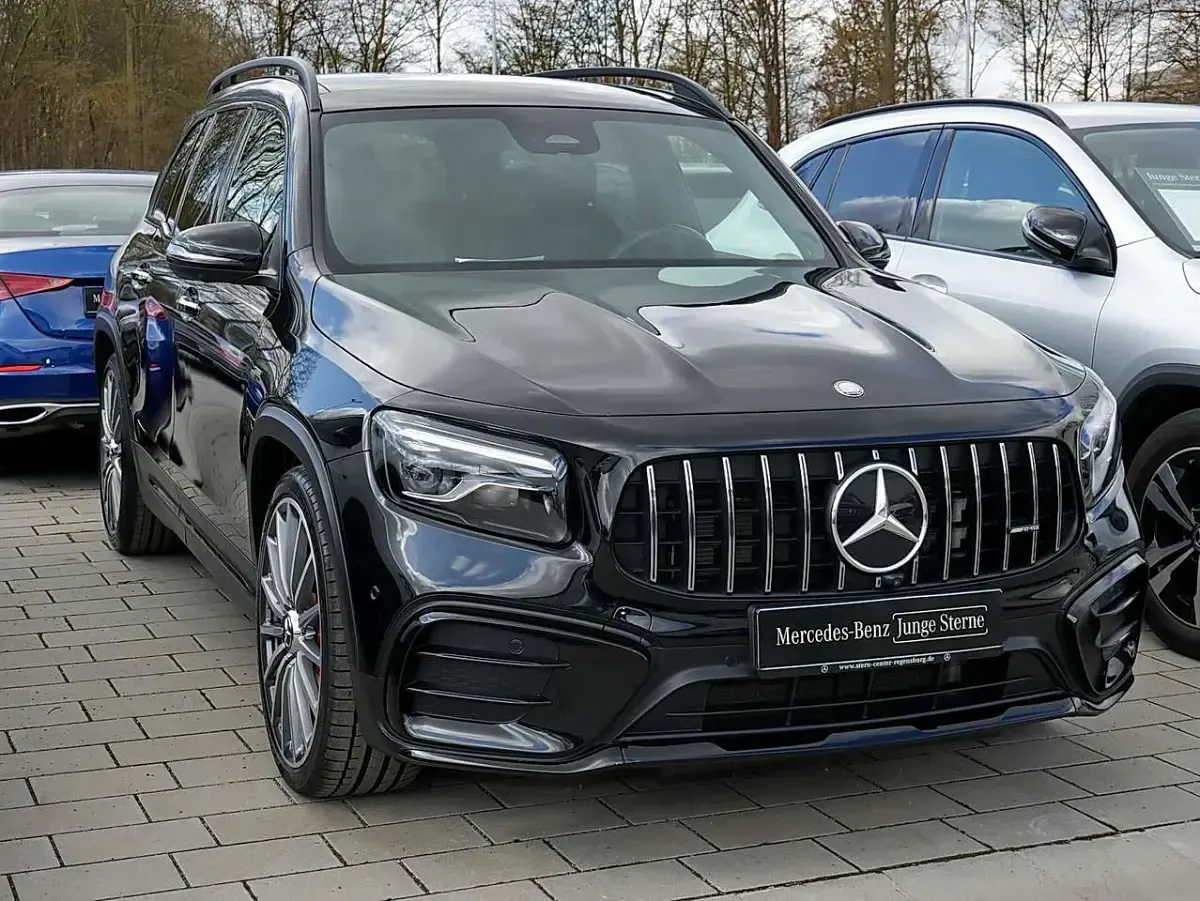 Gebraucht Mercedes GLB35 AMG 306 PS (225 kW) 2025 Schwarz SUV