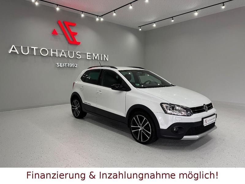 Weiß Gebraucht 2012 VW Polo Cross Kleinwagen | 9.950 € (Fairer Preis) - Bild 1/4