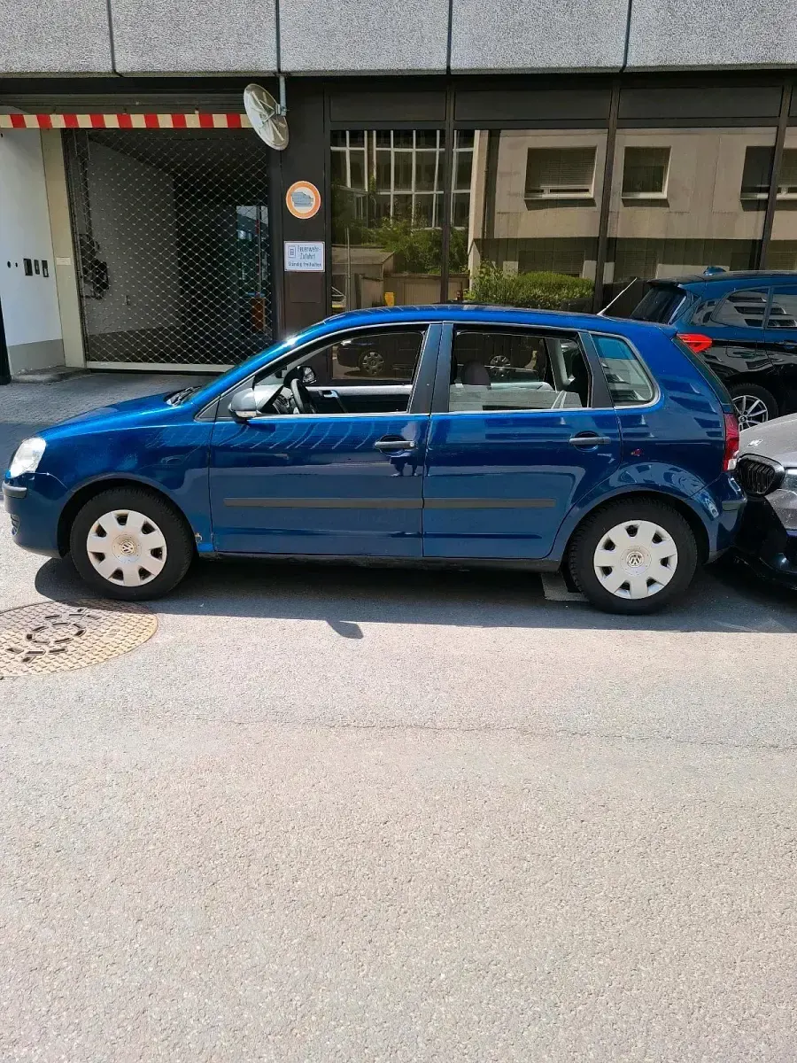 Gebraucht VW Polo 64 PS (47 kW) 2007 Blau Kleinwagen