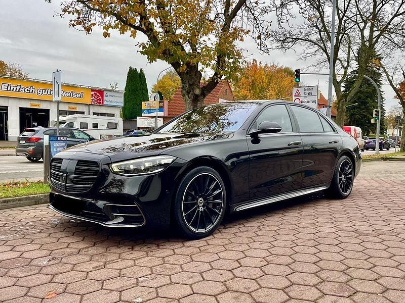 Schwarz Gebraucht 2023 Mercedes S500L AMG line Limousine | 79.999 € - Bild 1/4