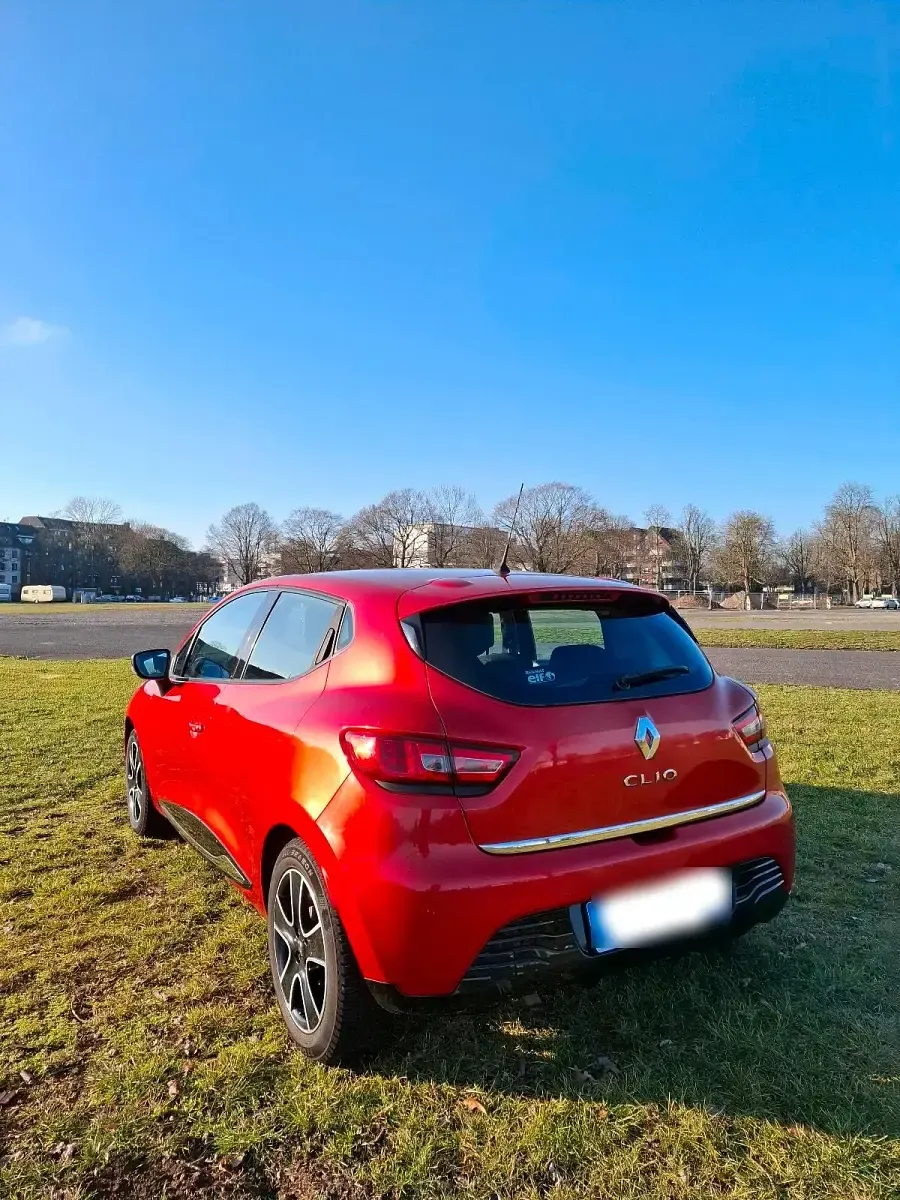 Gebraucht Renault Clio IV 120 PS (88 kW) 2013 Rot Kleinwagen