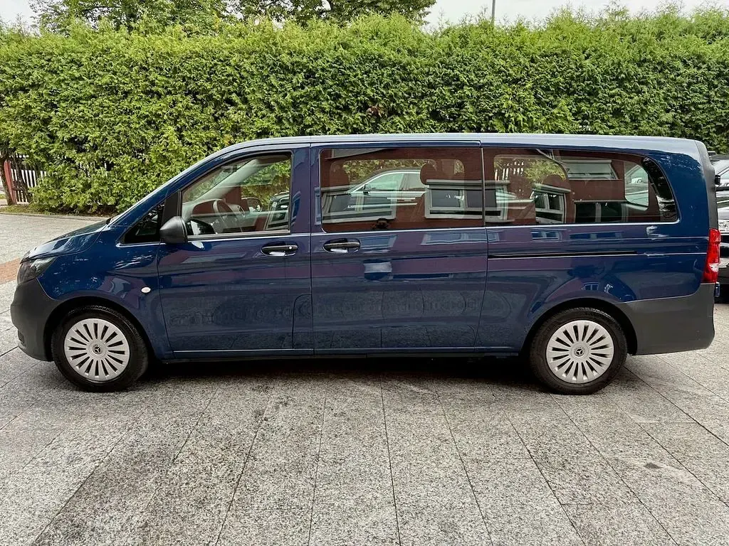 Gebraucht Mercedes Vito 136 PS (100 kW) 2021 Blau Van