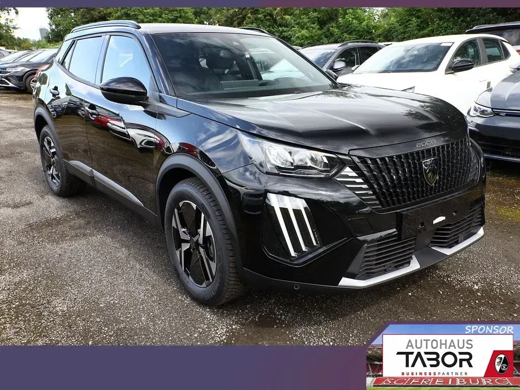 Neu Peugeot 2008 Allure 145 PS (106 kW) 2025 Schwarz SUV