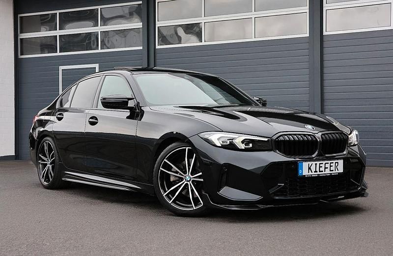 Second-hand BMW 330 Performance 258 CP (189 kW) 2021 Negru Berlinǎ