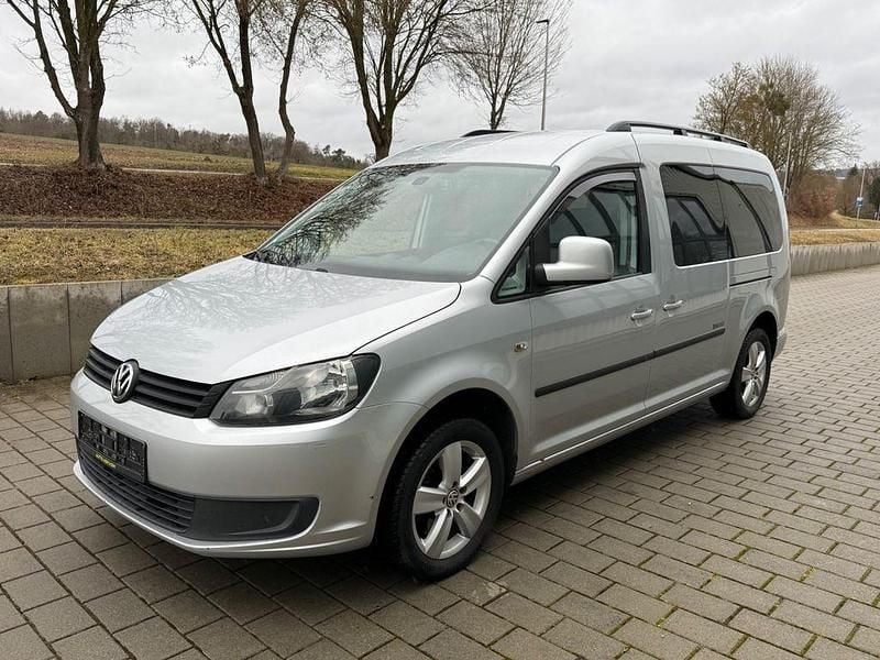 Gebraucht VW Caddy Maxi 102 PS (75 kW) 2012 Silber Van / Kleinbus