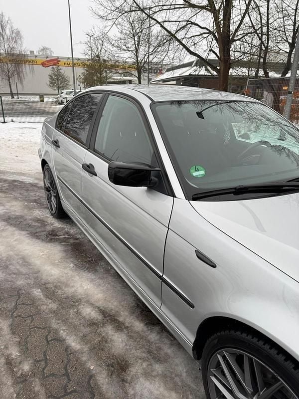 Second-hand BMW 2002 150 CP (110 kW) 2002 Argintiu Berlinǎ
