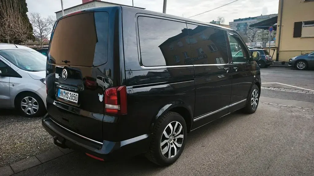 Używany VW T5 Cup 179 KM (131 kW) 2014 Czarny Van