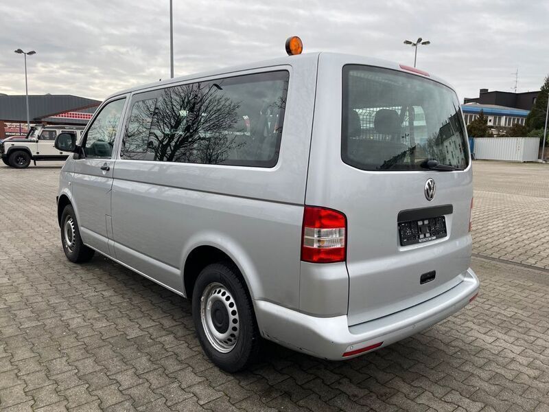 Gebraucht VW T5 140 PS (102 kW) 2013 Silber Van