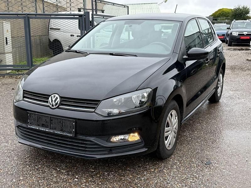 Schwarz Gebraucht 2016 VW Polo Comfortline Limousine | 7.499 € (Guter Preis) - Bild 1/4