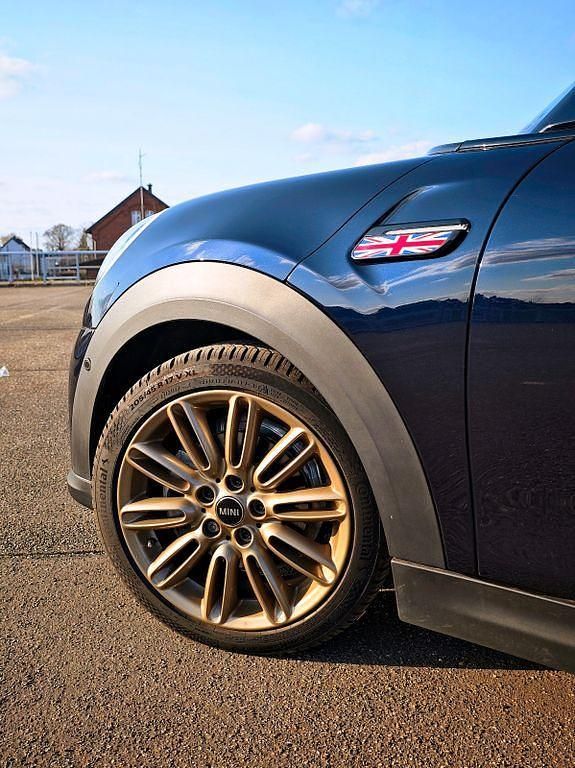 Gebraucht Mini Cooper SE Classic 135 kW (184 PS) 2023 Blau Kleinwagen