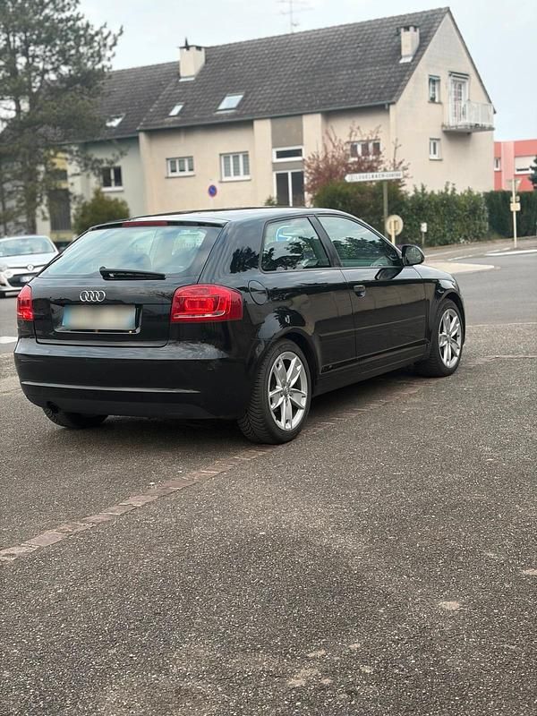 Gebraucht Audi A3 140 PS (102 kW) 2010 Schwarz Kleinwagen